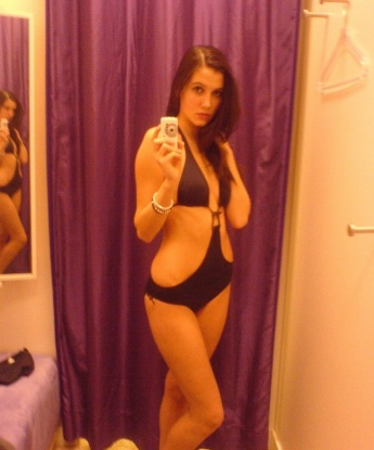 Опытная в искусстве удовлетворения мужского энтузиазма, я с радостью окуну тебя в мир наслаждения. Мои услуги включают классический и эротический массаж, оральный и классический секс. Я открыта для экспериментов и готова попробовать что-то новое. Мои фото и отзывы оставят тебя бездыханным. Живу в Москве и приглашаю тебя в свою уютную квартиру для незабываемых встреч. Отправь мне сообщение, и мы воплотим все твои фантазии в реальность. 💋💫🔥 2702, 23 года