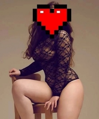 У меня есть опыт и нежные ручки, которые нежно разгадают все твои сокровенные желания. Я сделаю все возможное, чтобы ты почувствовался особенным и доволен нашей встречей. Мои услуги включают классический и эротический массаж, глубокий минет и страстный секс. У меня есть отличные отзывы и фото, которые подтверждают мой статус лучшей индивидуалки в Москве. Открой для себя новые эмоции и наслаждение со мной! 9517, 26 лет